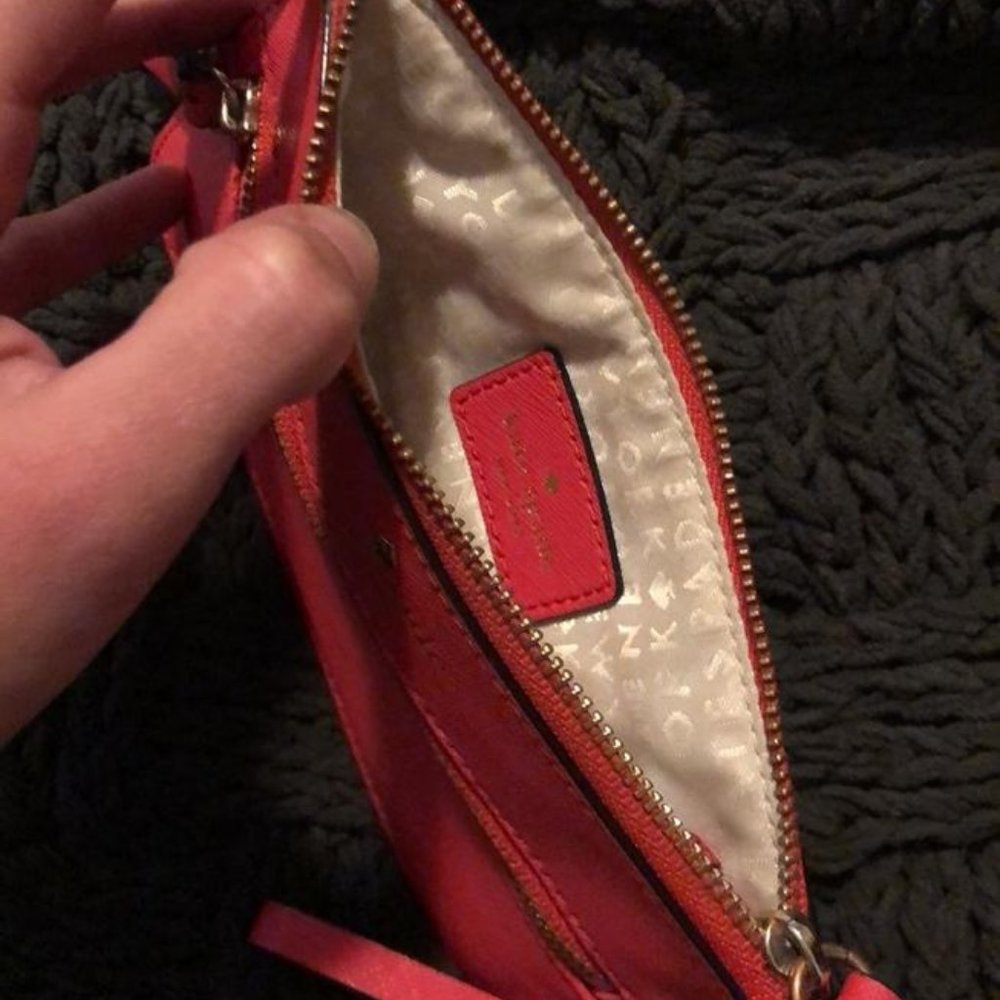 Kate Spade Wristlet - Picture 3 of 3
